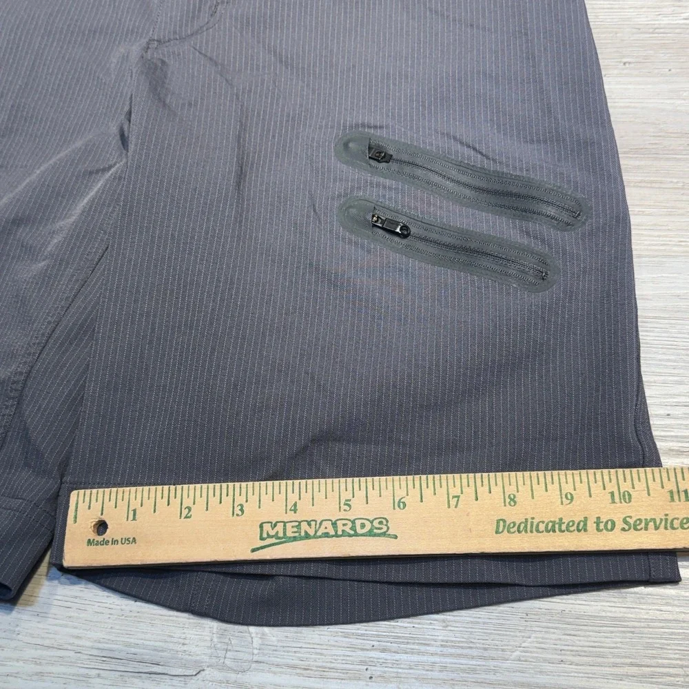 Lululemon‎ Cadence Commute Shorts Mens Size 32 Gray Pinstripe Cargo Utility Golf